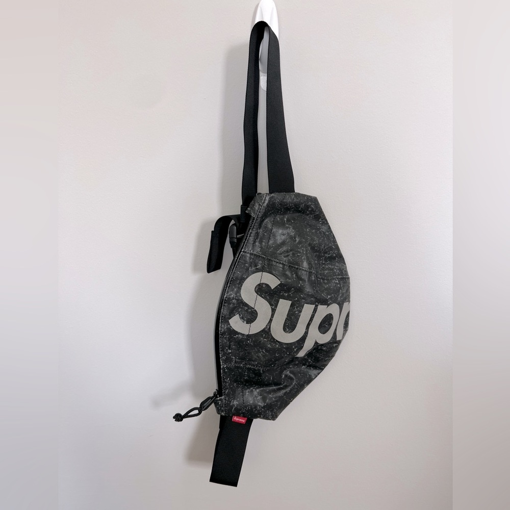 Supreme Reflective Speckled Waist Bag